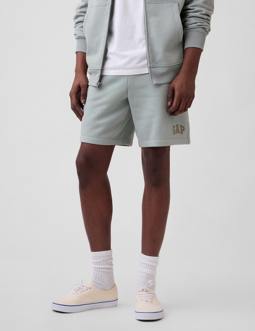 V-HERITAGE LOGO SHORT - 2026