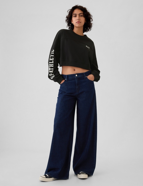 Vintage Soft Cropped Gap Logo Sweatshirt