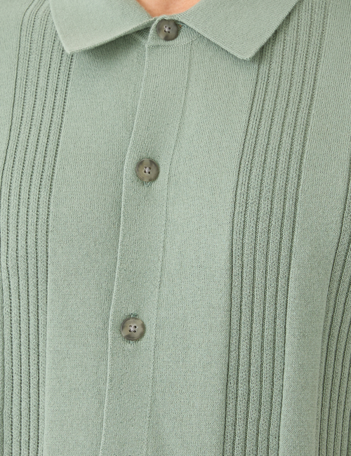 Textured Sweater Vacay Shirt in Standard Fit