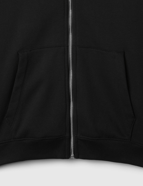 كنزة بغطاء رأس ناعمة بلون باهت