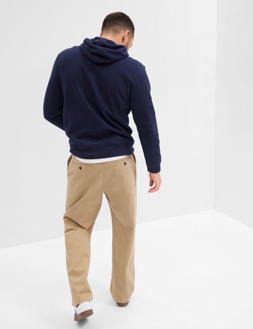 GapFlex Essential Khakis in Loose Fit with Washwell