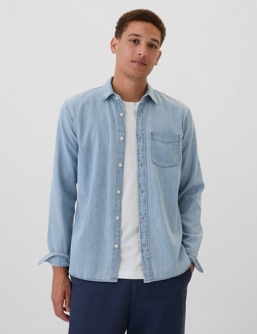 Denim Shirt in Standard Fit
