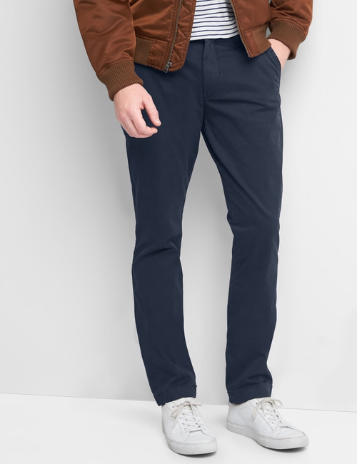 Vintage Khakis in Straight Fit with GapFlex