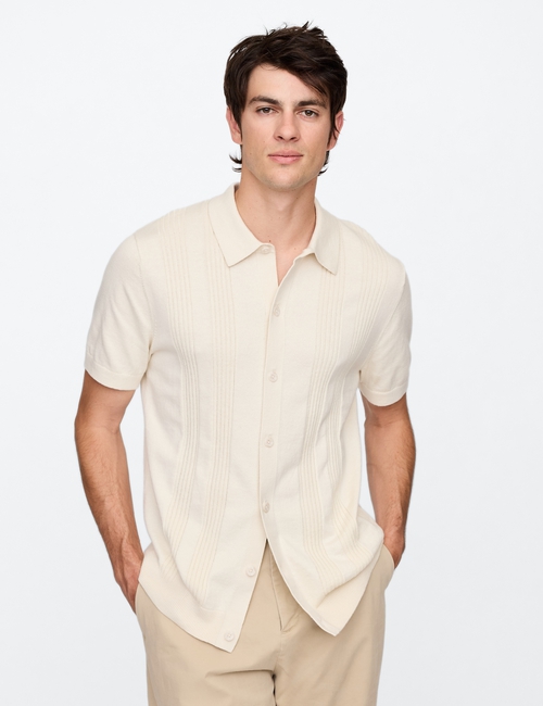 Textured Sweater Vacay Shirt in Standard Fit