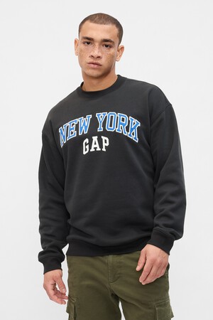Relaxed Gap Logo Graphic Sweatshirt