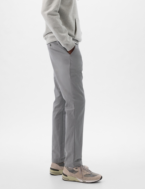 Modern Khakis in Slim Fit with GapFlex