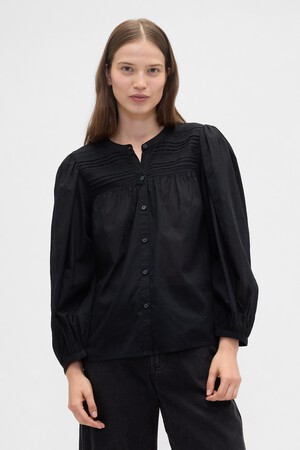 Relaxed Puff Sleeve Lace Top