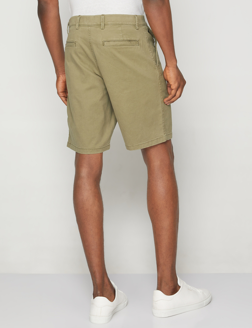 10" Essential Khaki Shorts with Washwell