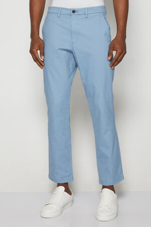 GapFlex Essential Khakis in Straight Taper