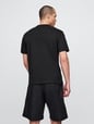تي شيرت بقصة فضفاضة وبشعار Gap Sport