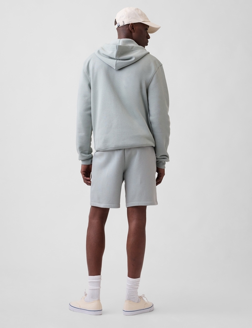 V-HERITAGE LOGO SHORT - 2026