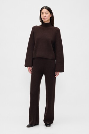 CashSoft Shaker-Stitch Sweater Pants