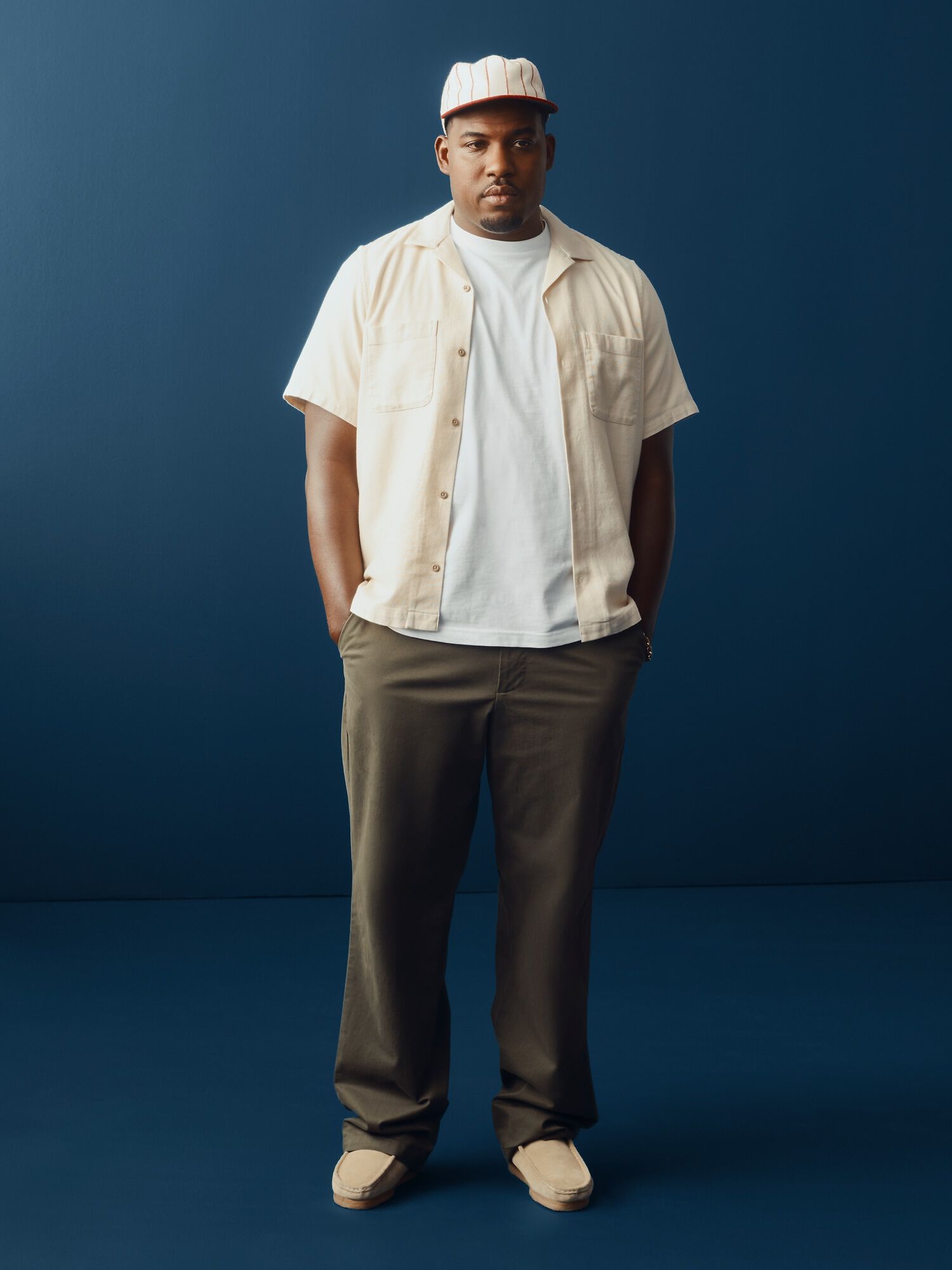 Shop Modern Khakis in Straight Fit with GapFlex for Men GAP UAE