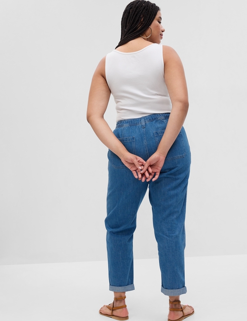 Mid Rise Easy Pull-On Jeans