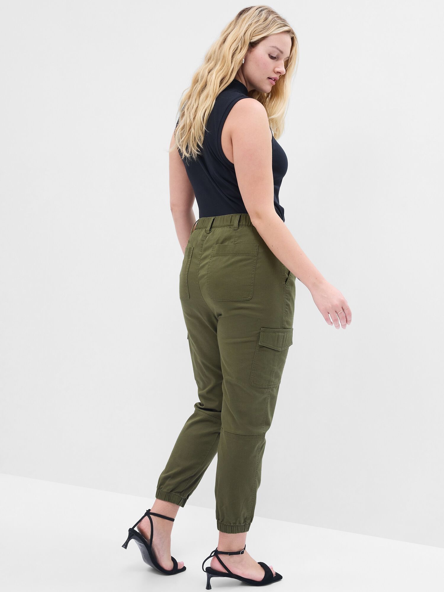 Shop Girlfriend Khaki Cargo Joggers for Women GAP UAE