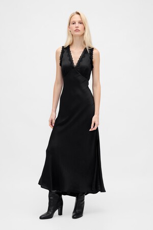SL VNECK LACE TRIM MAXI DRESS