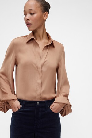 GAP STUDIO SATIN CLASSIC FITTED SHIRT