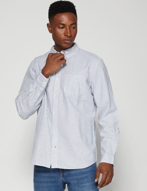 Oxford Shirt in Standard Fit