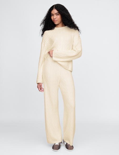 CashSoft Cable-Knit Sweater