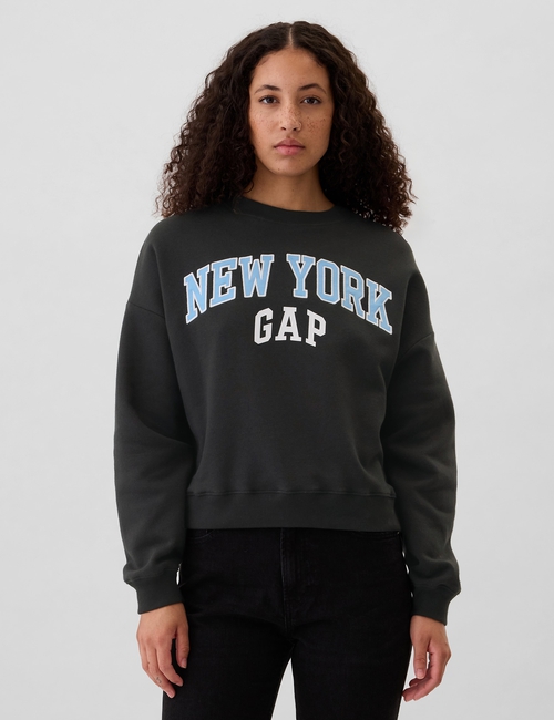 Oversized Gap Graphic Sweatshirt