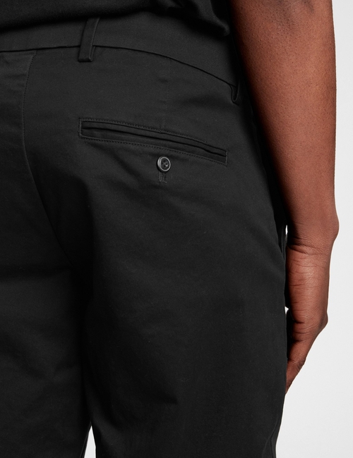 Modern Khakis in Slim Fit with GapFlex