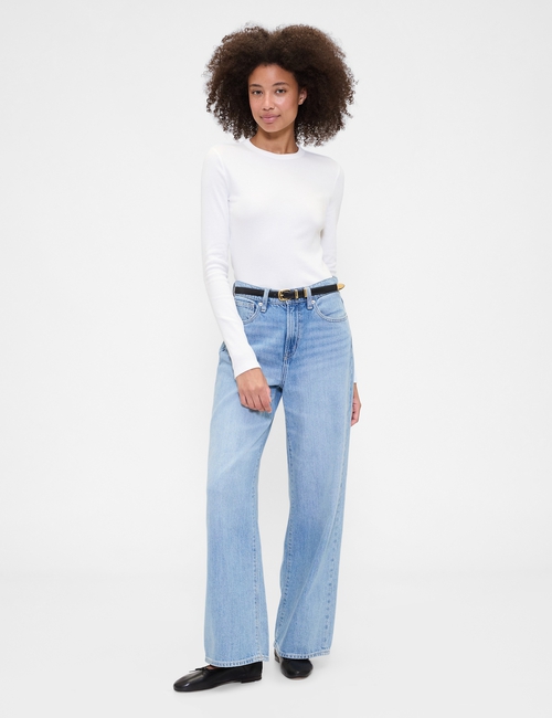 Essential Ribbed Crewneck T-Shirt