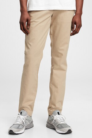 Modern Khakis in Skinny Fit with GapFlex