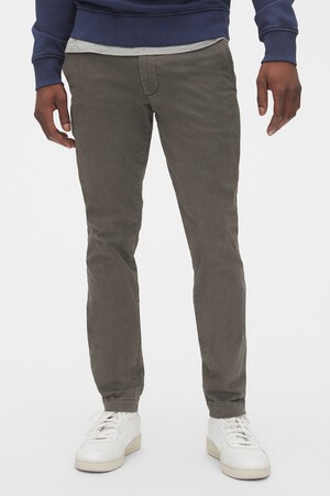 Vintage Khakis in Skinny Fit with GapFlex
