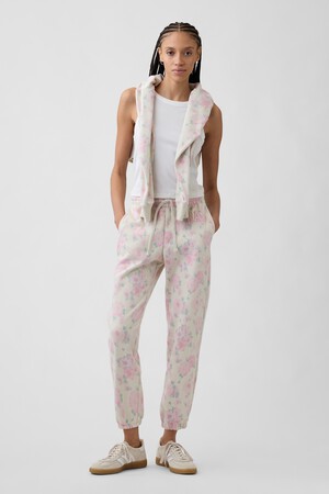 V-GAP HERITAGE JOGGER