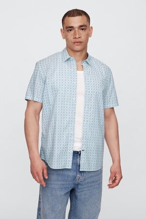Stretch Poplin Shirt in Standard Fit