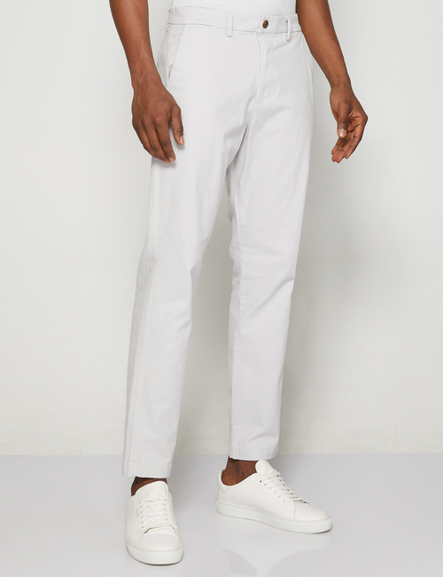 GapFlex Essential Khakis in Straight Taper