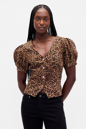 SS PUFF SLV VNECK FASHION SHIRT - LEOPARD