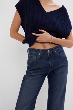 Mid Rise '90s Loose Jeans