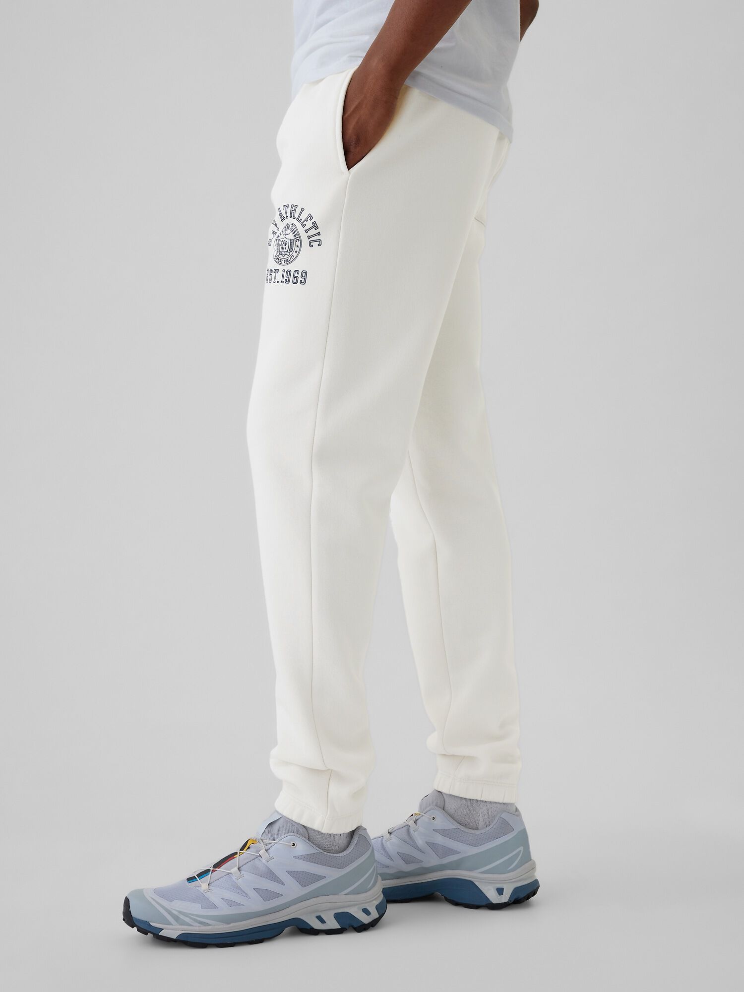 Soft white sweatpants deals