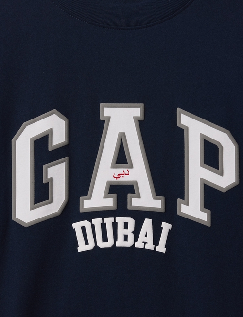 تي شيرت فضفاض بشعار جاب وDubai