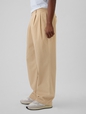 Modern Pleated Khakis in Baggy Fit
