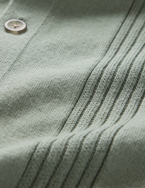 Textured Sweater Vacay Shirt in Standard Fit