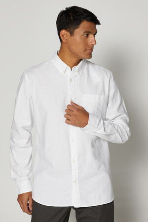 Classic Oxford Shirt in Standard Fit