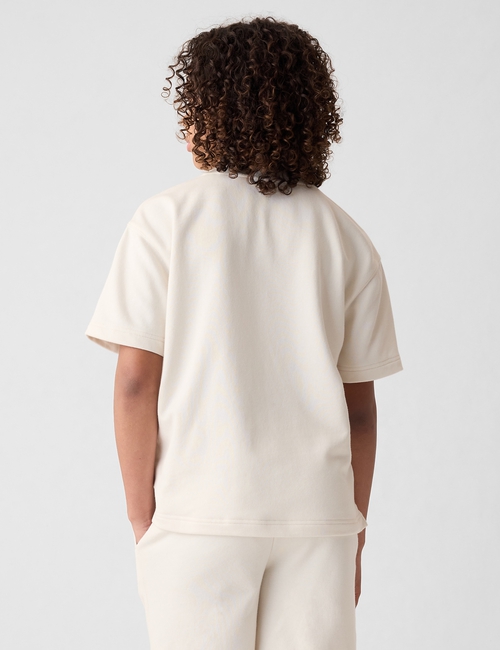 سويت شيرت بأكمام قصيرة وشعار جاب وNYC للأطفال