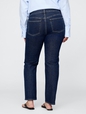 Low Rise '90s Slim Straight Jeans