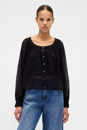LS SCOOP NECK BUTTON FRONT SHIRT
