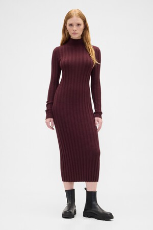 CashSoft Ribbed Mockneck Midi Dress