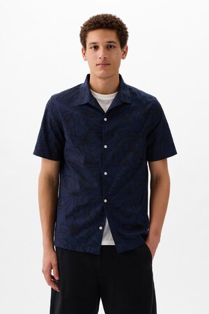 Resort Poplin Shirt in Standard Fit