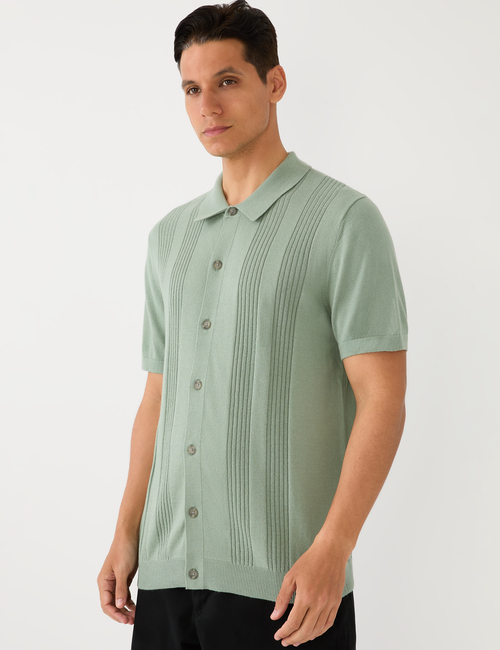 Textured Sweater Vacay Shirt in Standard Fit