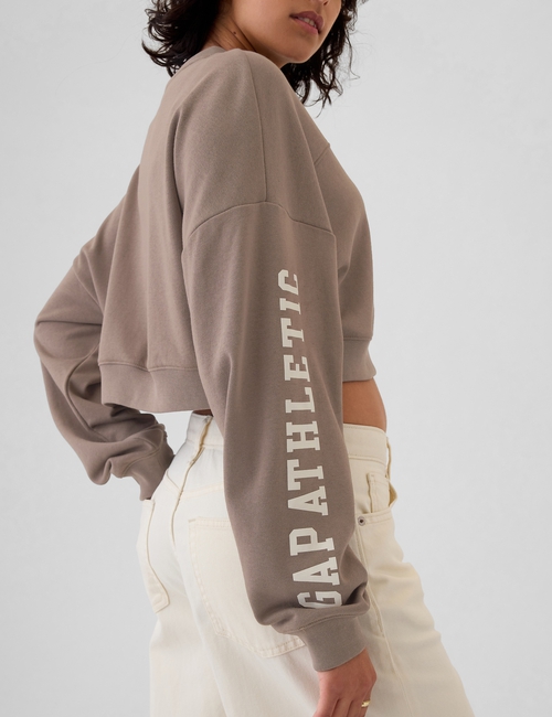 Vintage Soft Cropped Gap Logo Sweatshirt