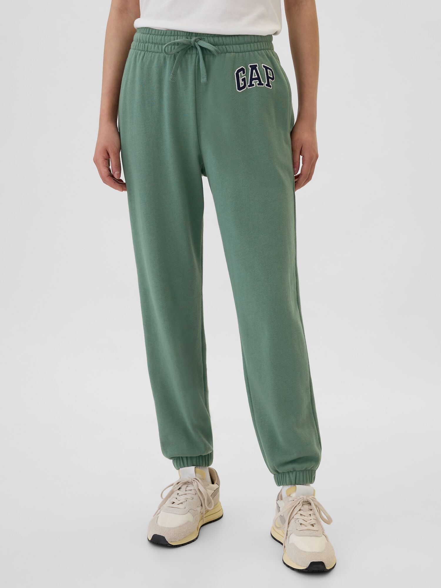 Gap green joggers 2025