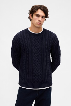 Relaxed Cable-Knit Sweater