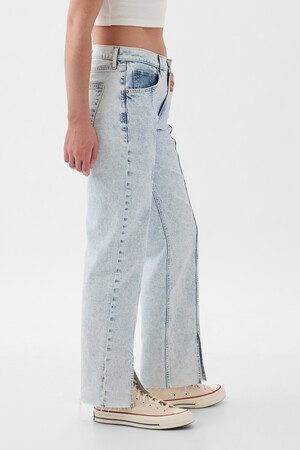 Mid Rise '90s Loose Jeans