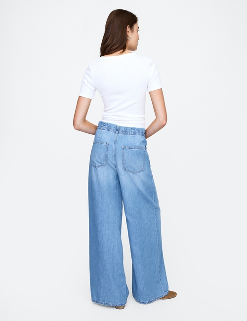 Mid Rise SuperLight Baggy Pull-On Jeans