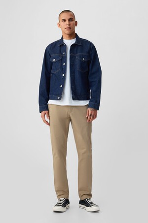 Modern Khakis in Skinny Fit